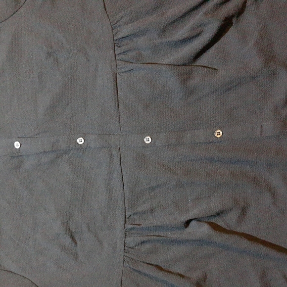 Textured button down w/roll tab sleeve - Picture 3 of 13